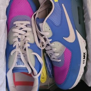 Nike Air Max 90 x Undefeated Pacific Blue